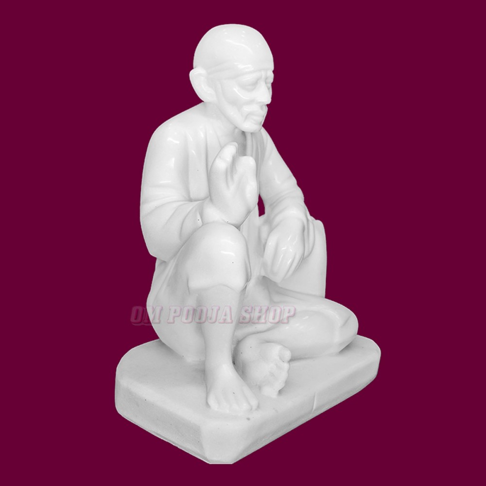 Statue Of The Saint Sai Baba In Blessing Pose. Shirdi, Maharashtra, India,  Stock Photo, Picture And Rights Managed Image. Pic.  UIG-928-09-D6-01980V10PD | agefotostock